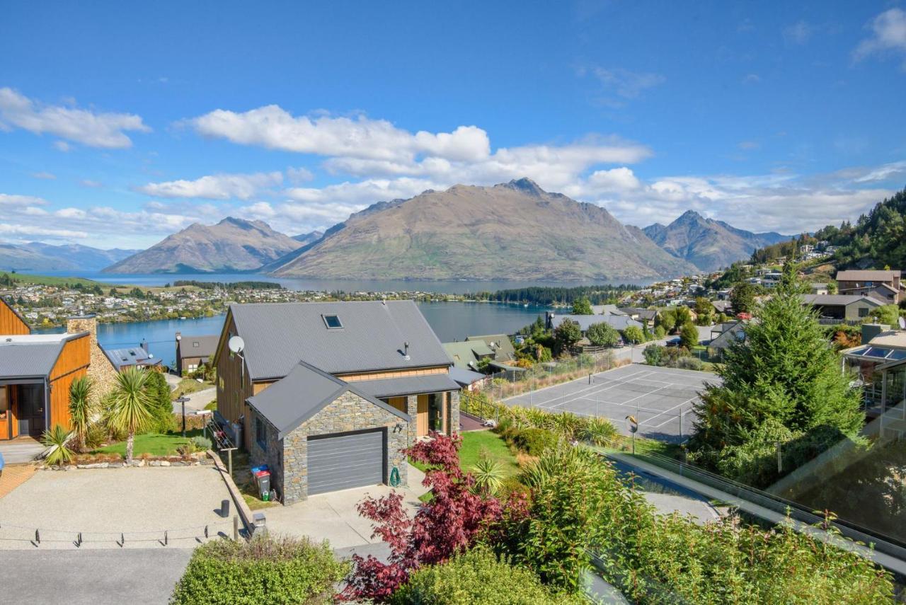 Skye Horizons - Queenstown Holiday Home Buitenkant foto